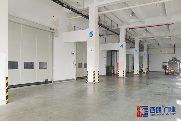 厨余垃圾卸料口隔味快速卷帘门