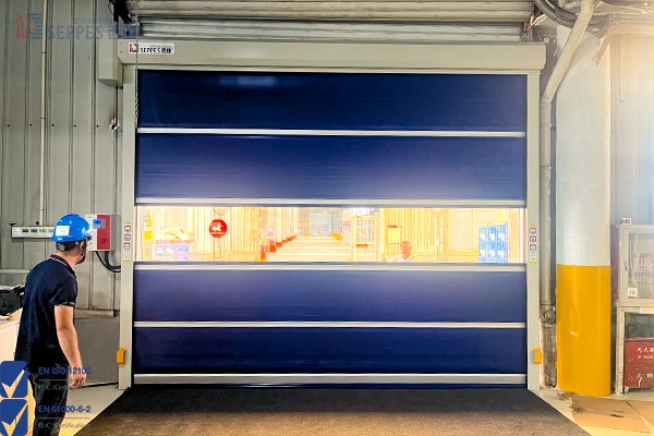 快速卷帘门