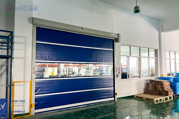 快速卷帘门