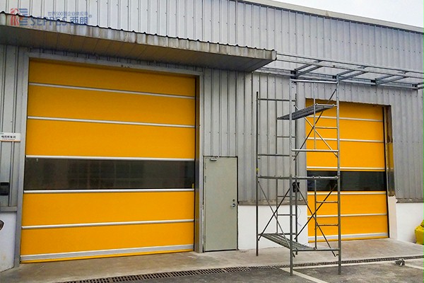 快速卷帘门