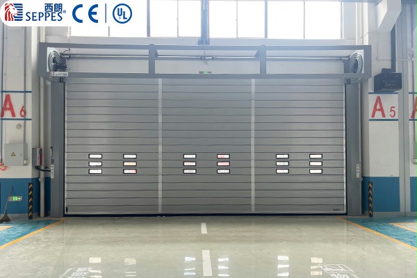 硬质快速卷帘门