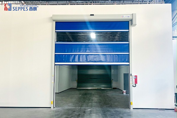 快速卷帘门