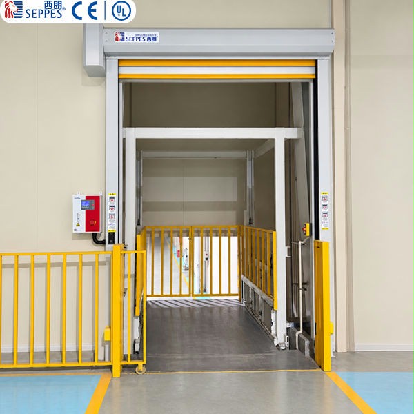 与货梯联动快速卷帘门 与货梯联动快速卷帘门